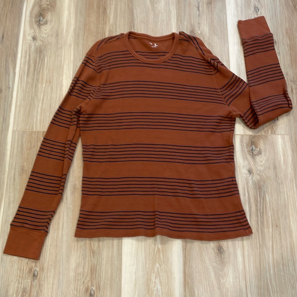 Gap waffle shirt